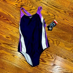 Speedo girls size 14 swim suit NWT